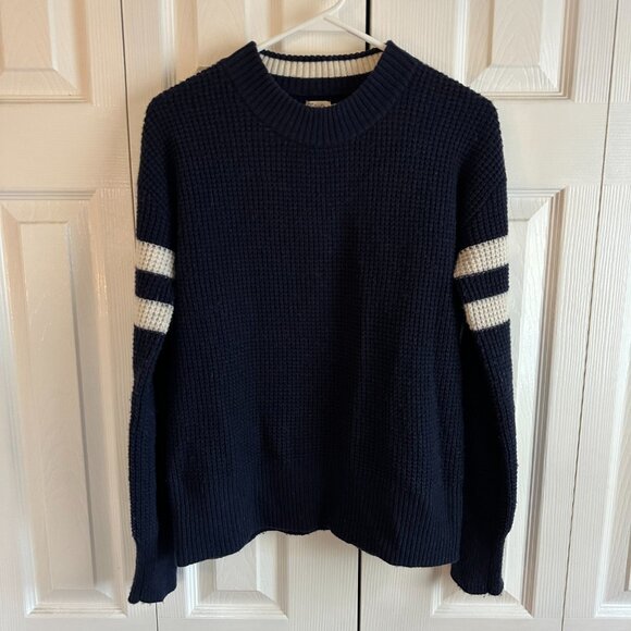 Faherty wisp waffle sweater in navy - Picture 4 of 13